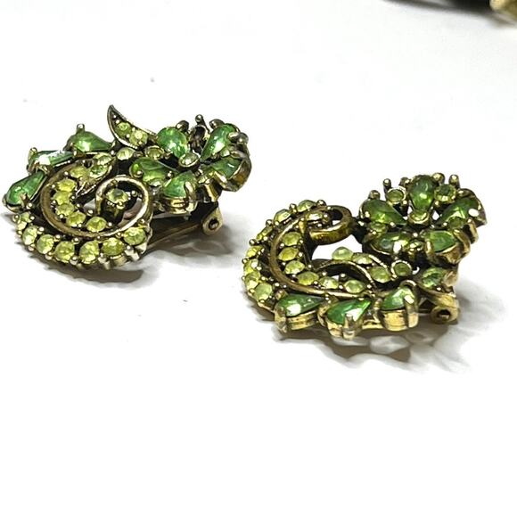 Clip Earrings HOLLYCRAFT 1950 Green Gold Vtg Estate Jewelry O30 - Picture 4 of 7